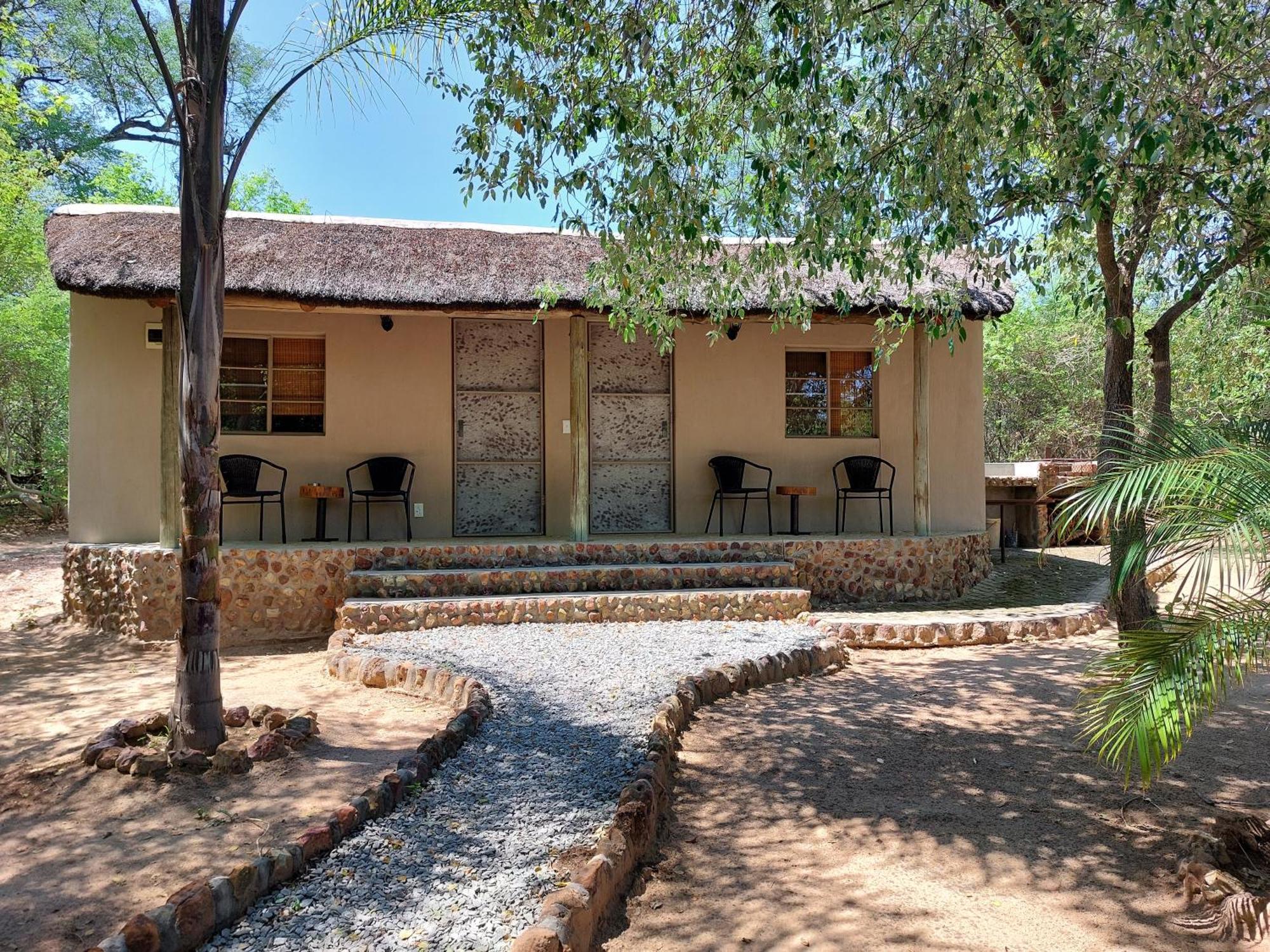 Mobola Lodge Mamono Exterior photo