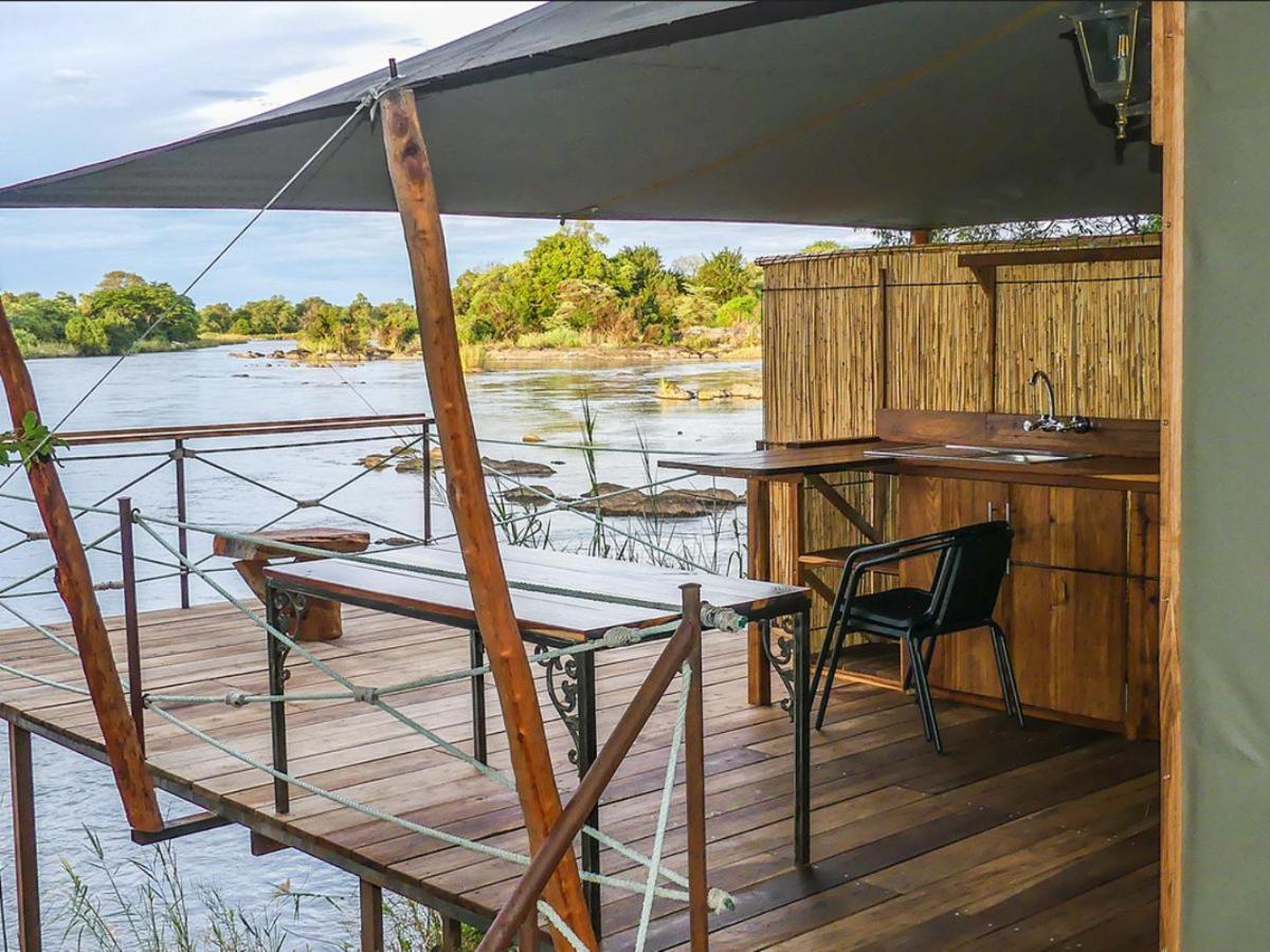 Mobola Lodge Mamono Exterior photo