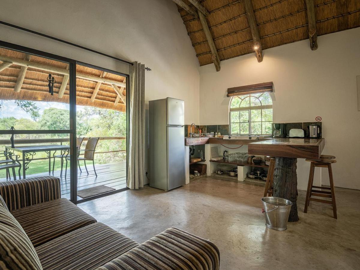 Mobola Lodge Mamono Exterior photo